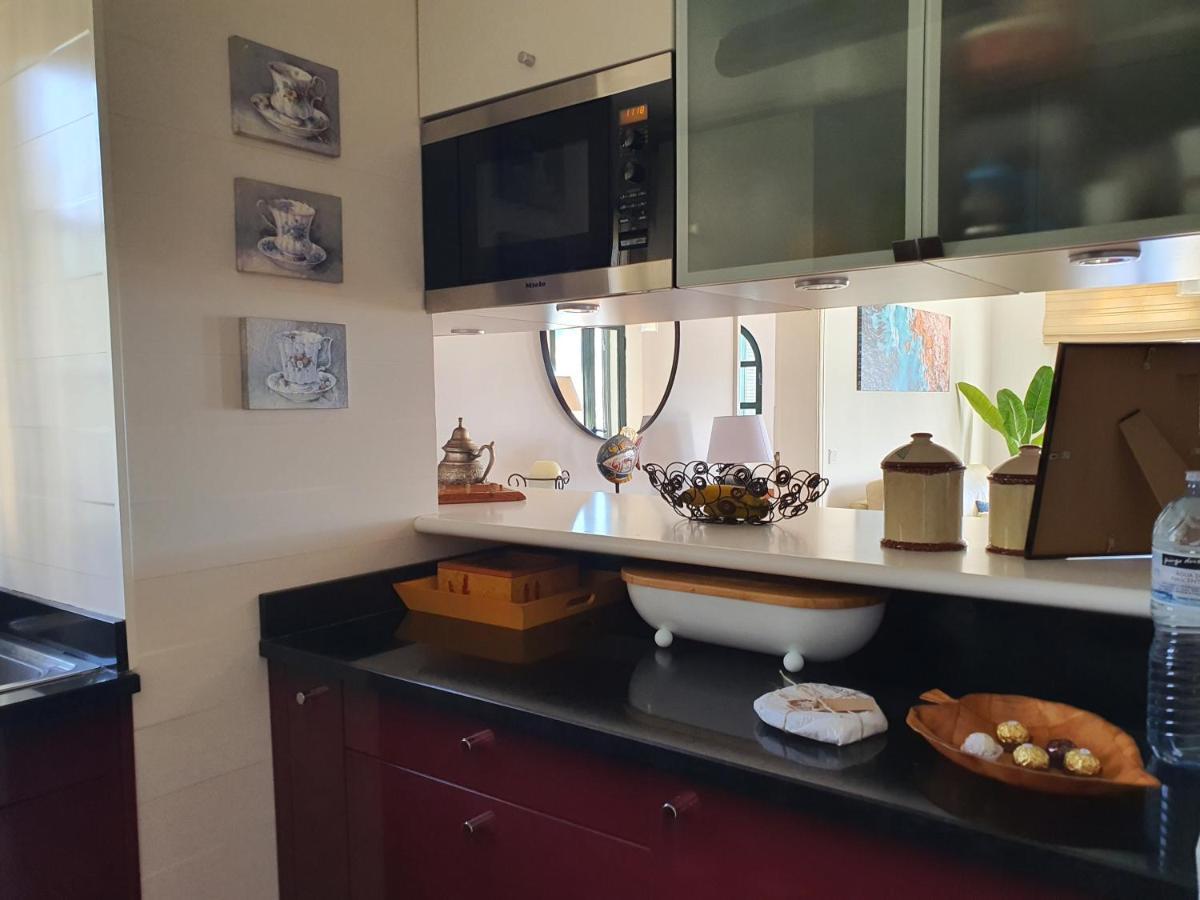 Luzia'S Apartment - 2 Bedroom Apartment Sleeps 4 Funchal  Esterno foto