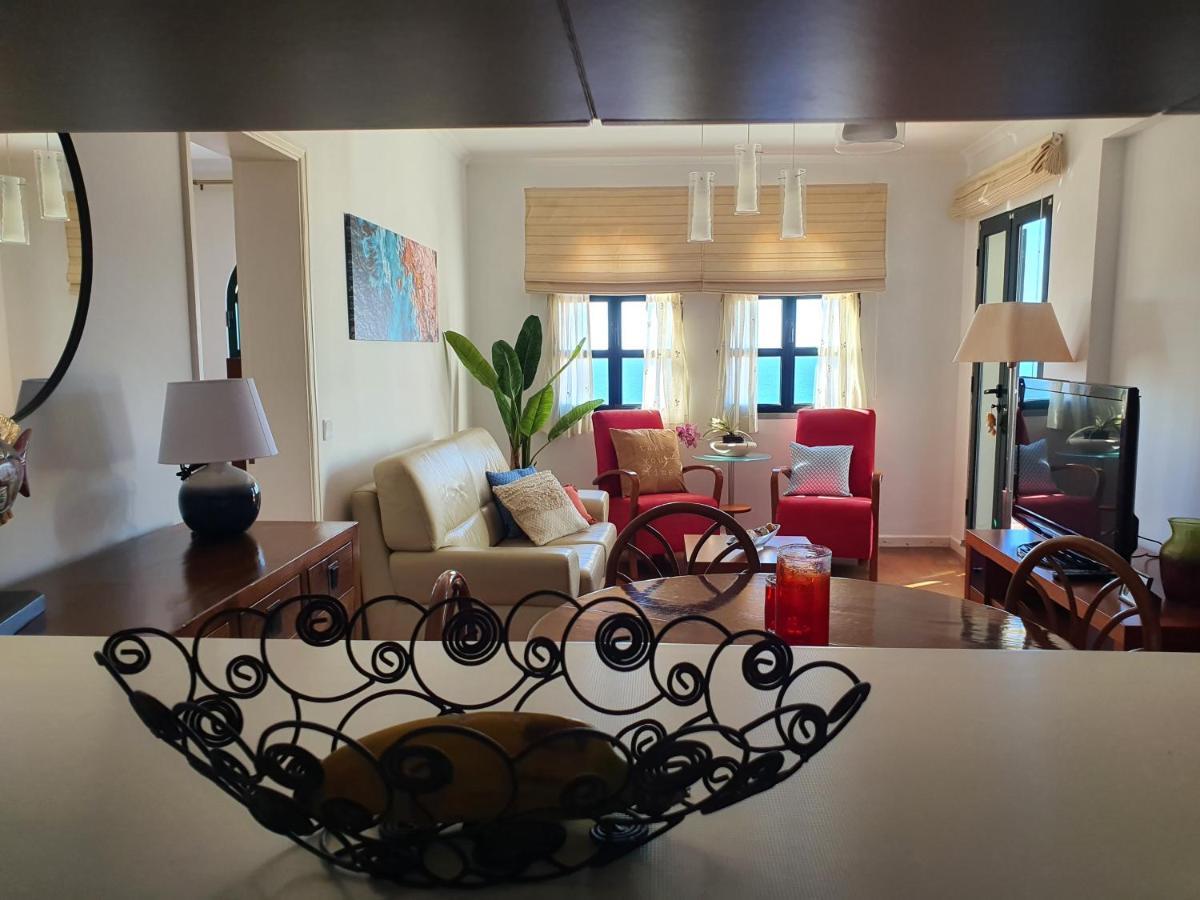 Luzia'S Apartment - 2 Bedroom Apartment Sleeps 4 Funchal  Esterno foto